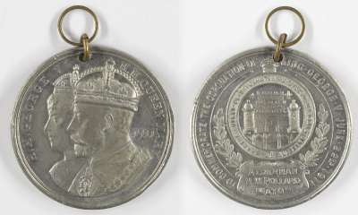 medallion commemorating the coronation of King George V