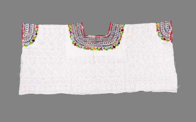 blouse (huipil or po’t)