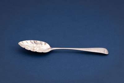 Old English pattern berry spoon