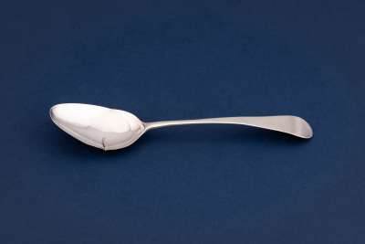 Old English pattern dessert spoon