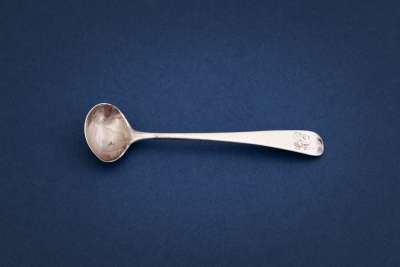 Old English pattern salt spoon