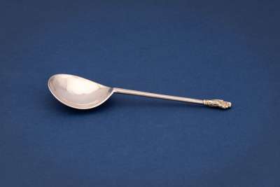 virgin and child spoon