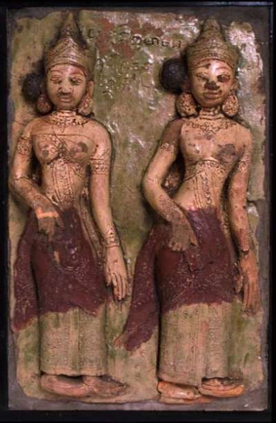 tile depicting two of Mara’s daughters
