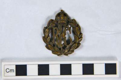Royal Flying Corps cap badge