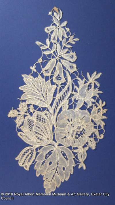 Honiton (East Devon) lace sprig for parasol cover