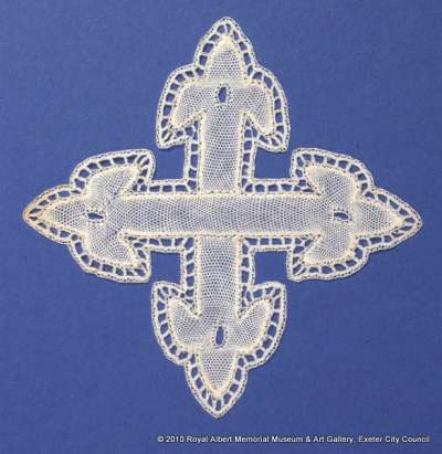Honiton (East Devon) lace sprig with cross design