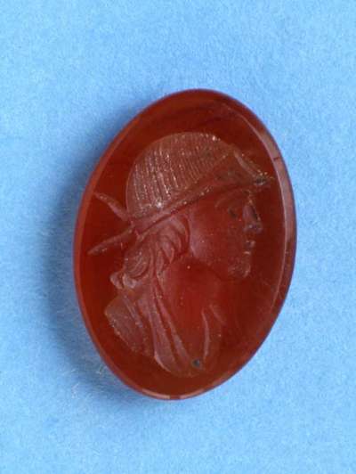 intaglio ringstone depicting bust of ?Ares/ Mars or ?Athena/ Roma