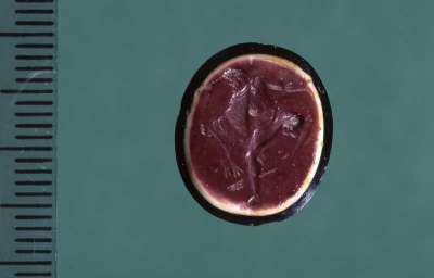 intaglio ringstone depicting a giant